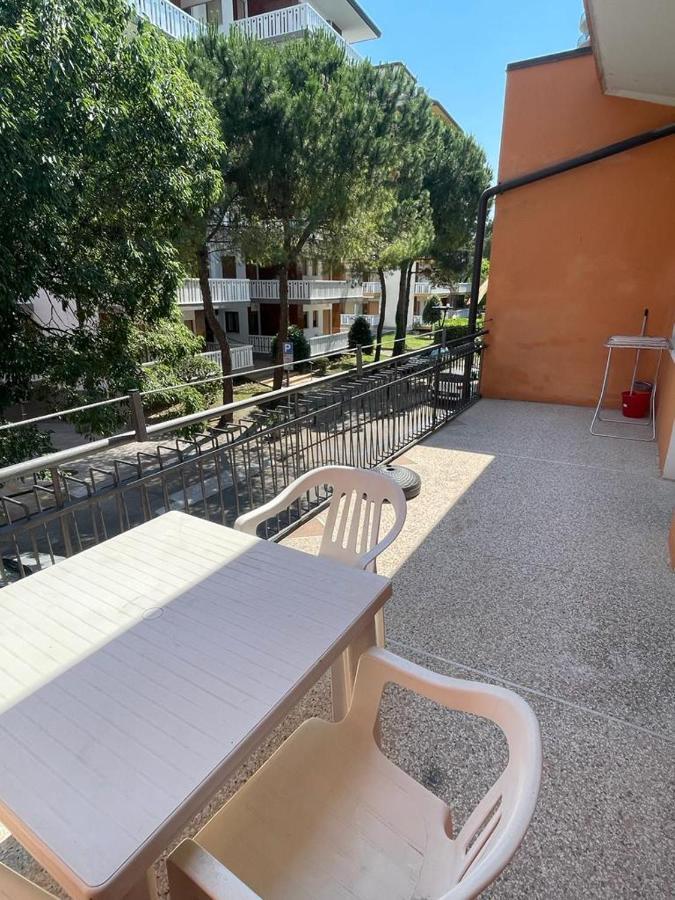 Appartamento Maranga Lignano Sabbiadoro Exteriör bild